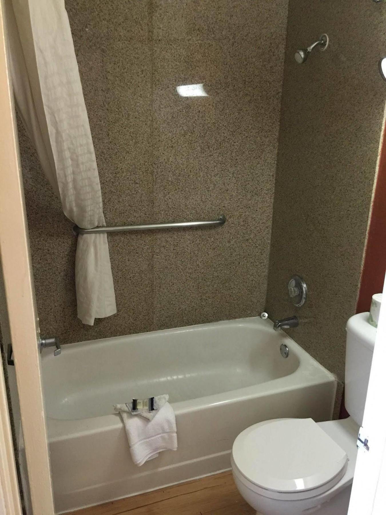 Q Lodging Extended Stay San Antonio Dış mekan fotoğraf