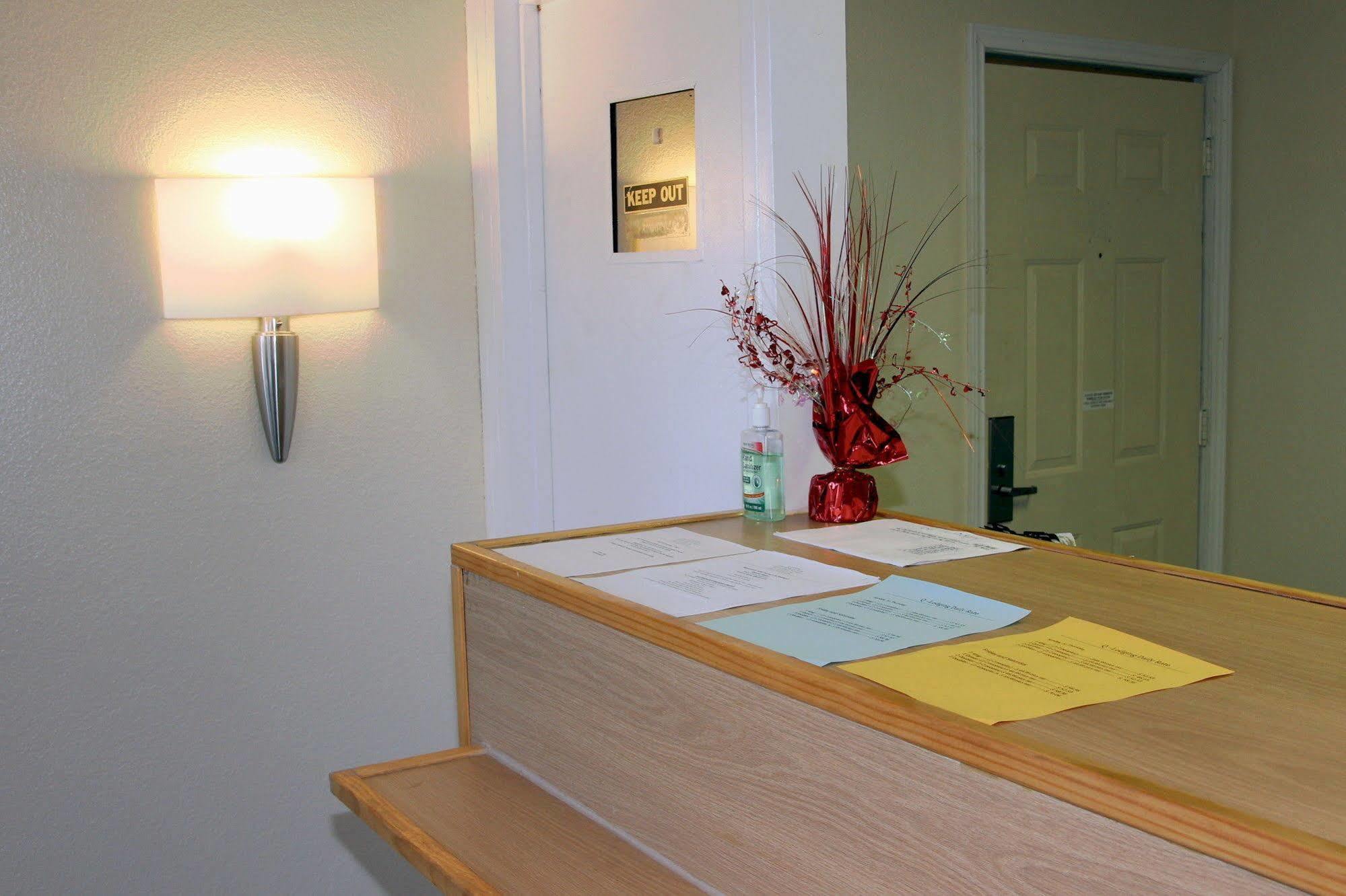 Q Lodging Extended Stay San Antonio Dış mekan fotoğraf
